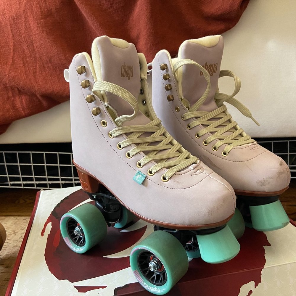 Chaya Melrose Lavender ROLLER SKATES